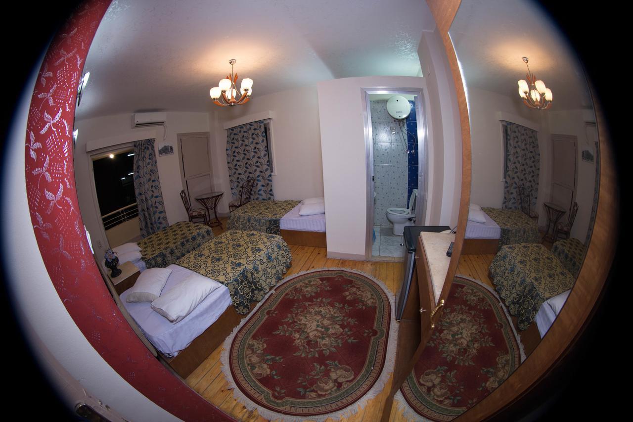 New Marina Hostel Kairo Exteriör bild