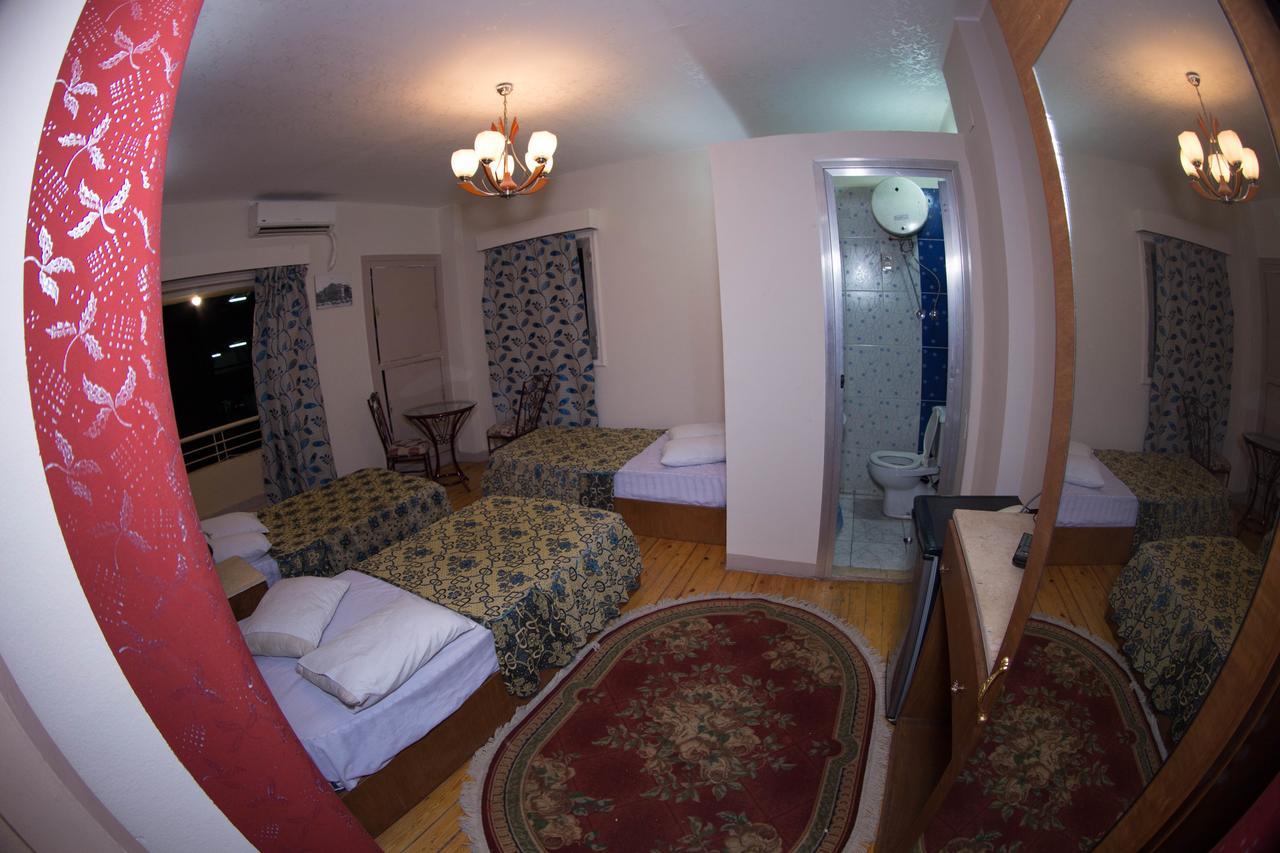 New Marina Hostel Kairo Exteriör bild
