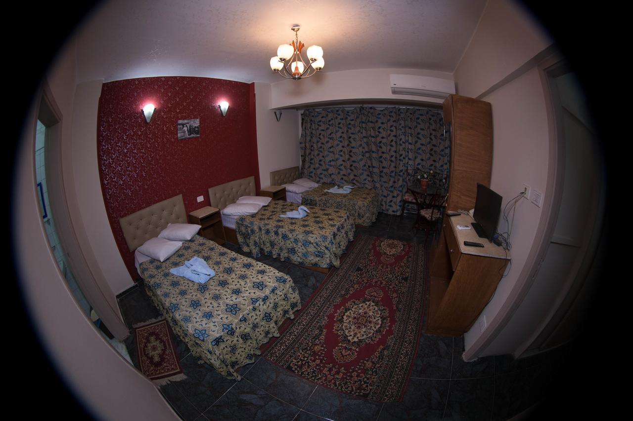 New Marina Hostel Kairo Exteriör bild