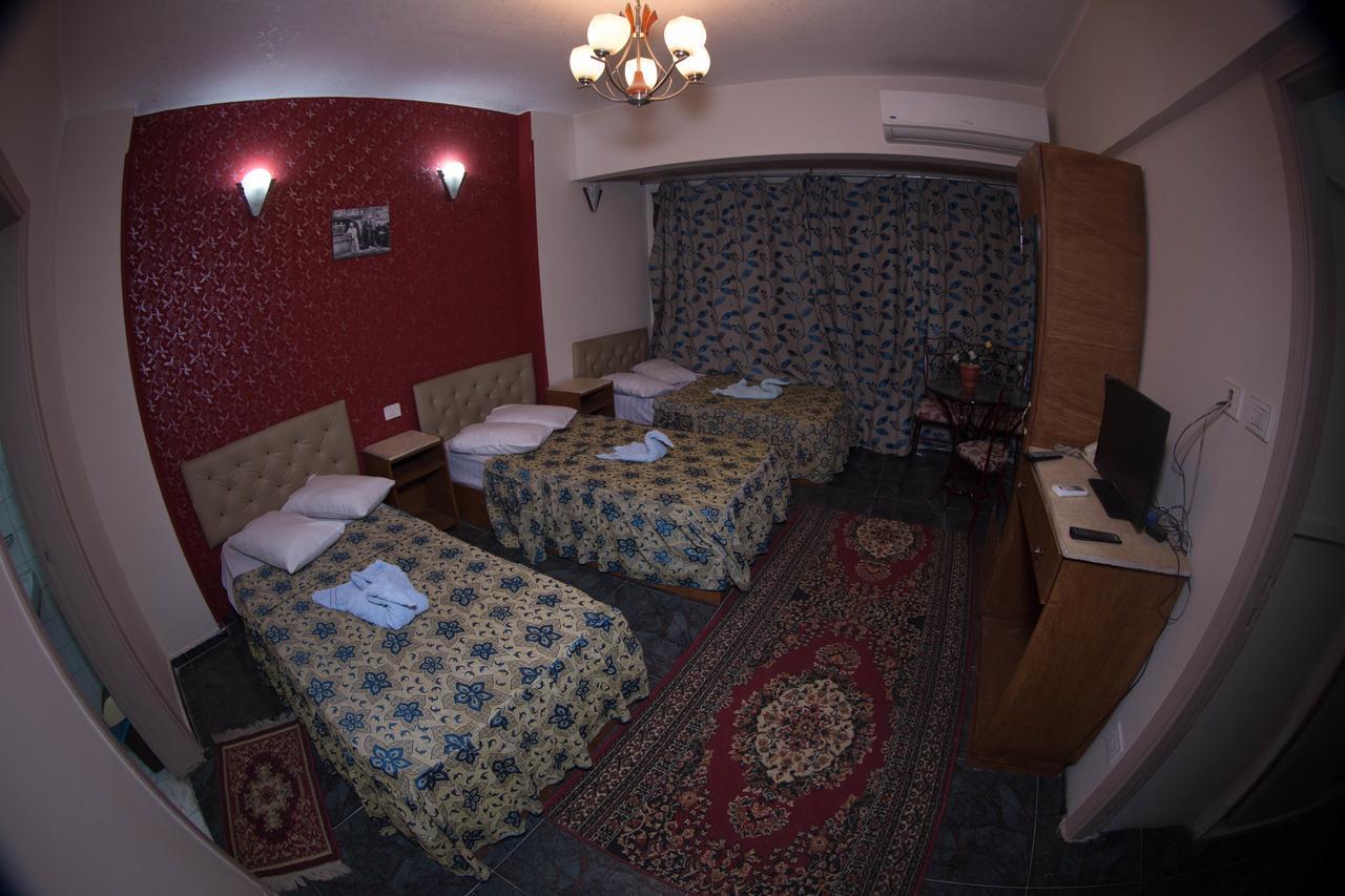 New Marina Hostel Kairo Exteriör bild